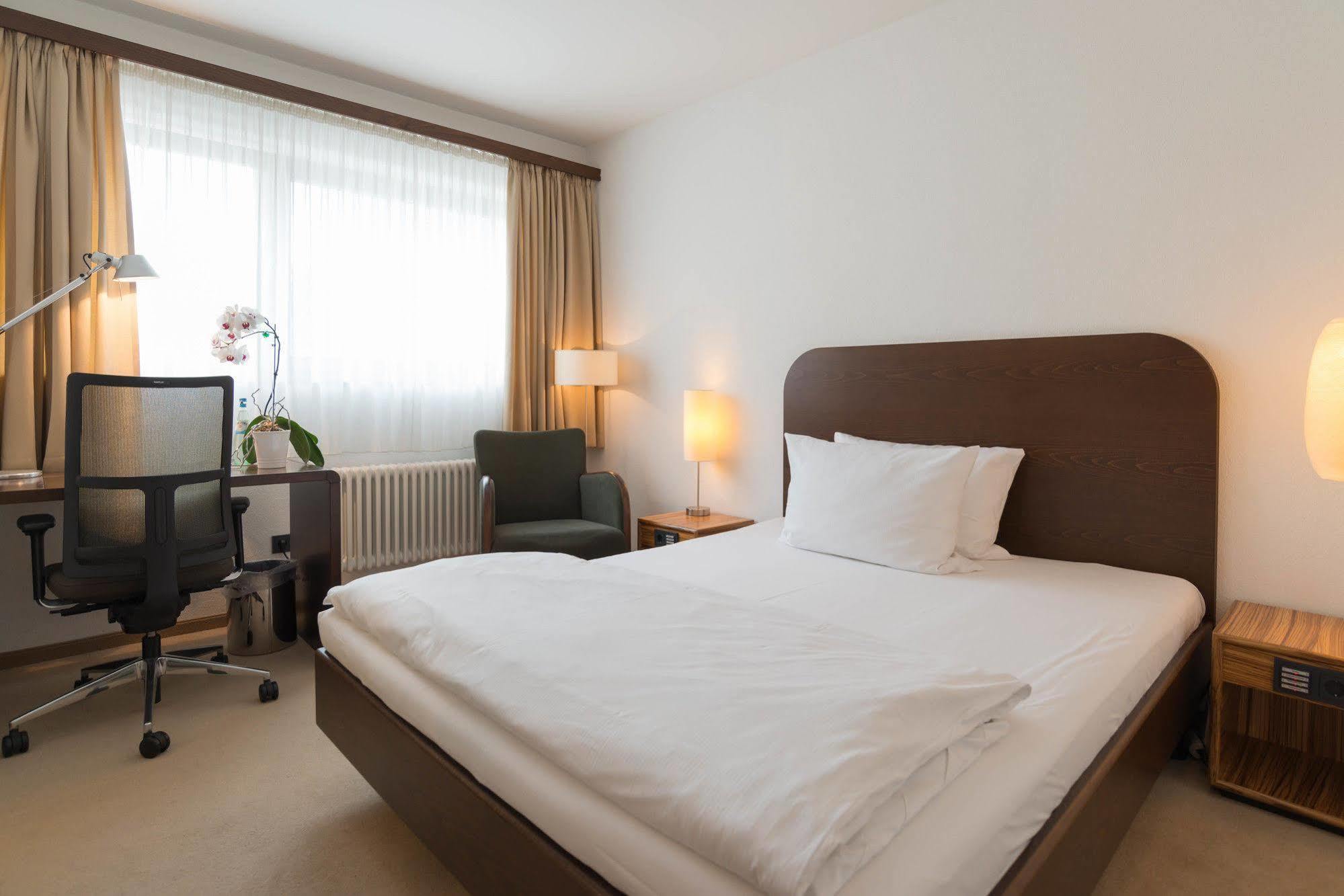 Achat Corbin München Airport 3* Freising