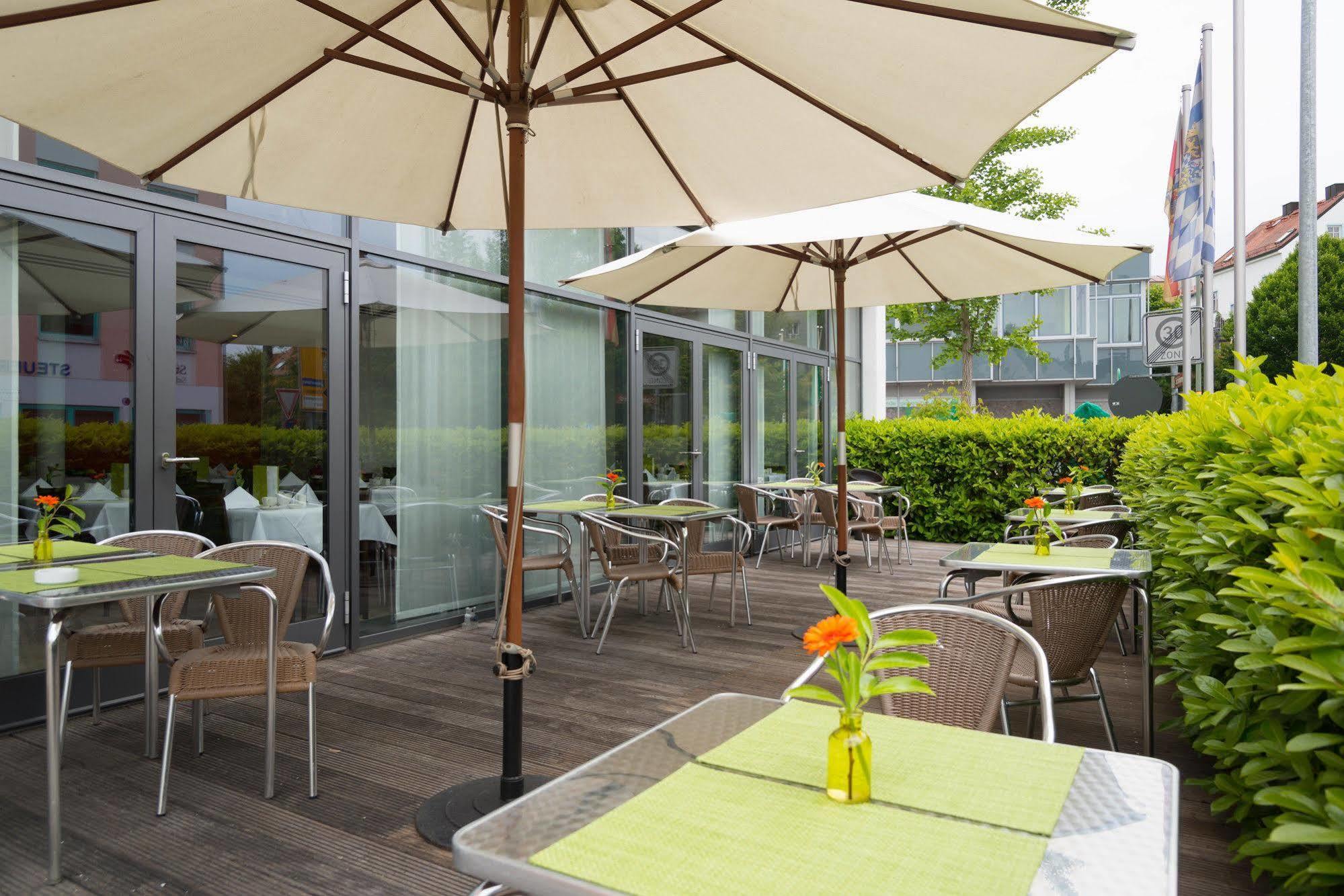 Achat Corbin München Airport Hotel